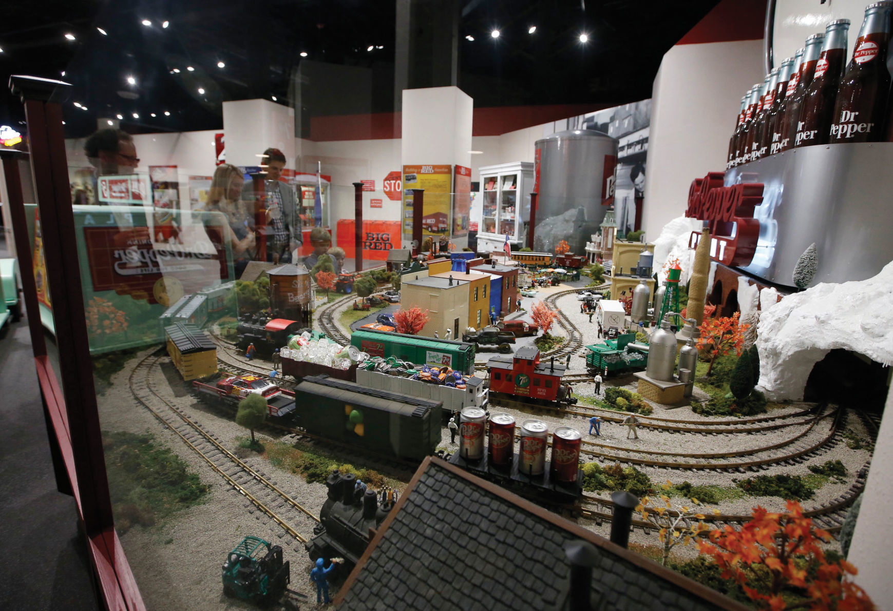Waco Dr Pepper train.jpg